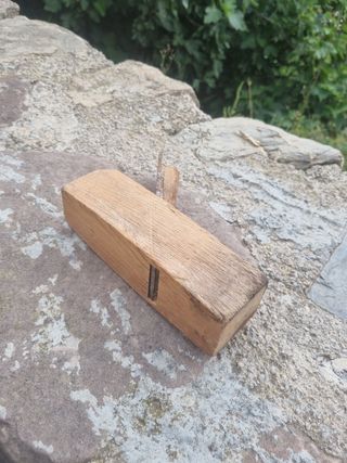 Cepillo carpintero antiguo