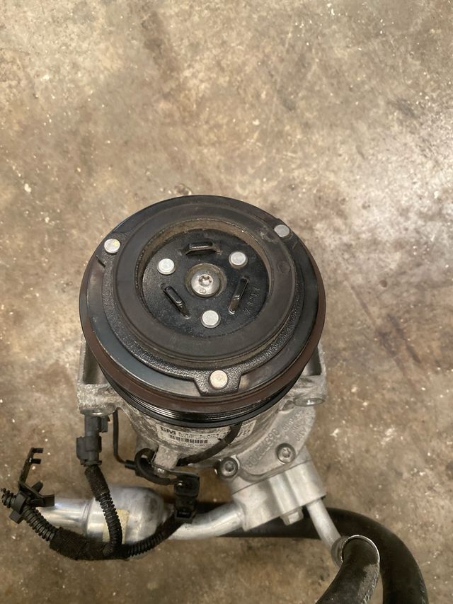 Compresor A/C Delphi Opel Zafira 1.7