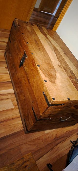 Baúl madera maciza teca