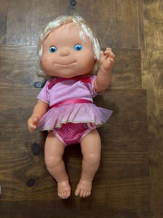 Muñecos Mila y Malo: ¡al baño!