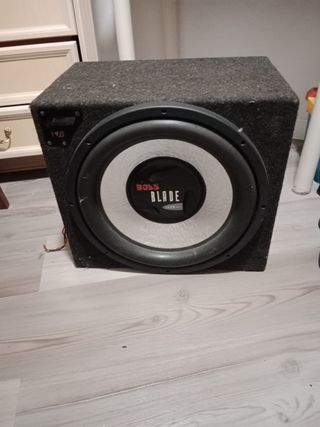 Equipo de sonido profesional para coche.muycuidado