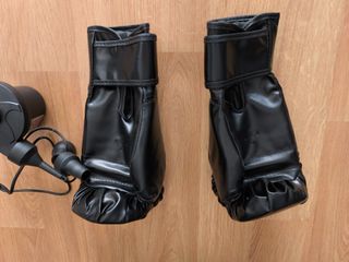 Saco boxeo hinchable 180cm + guantes MMA