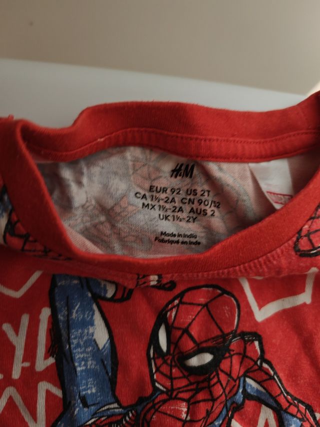 Camiseta Spiderman H&M (1-2 años)