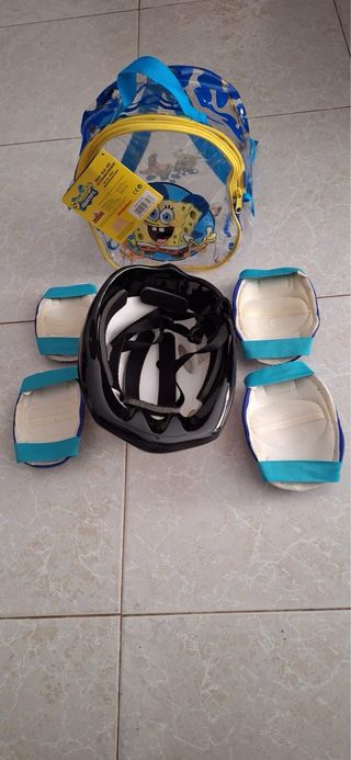 Casco Bob Esponja + protecciones niño/niña