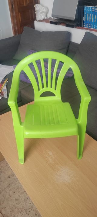 Bañera bebé rosa y sillita verde