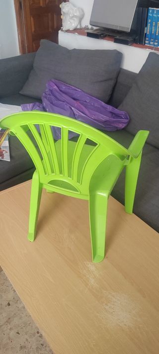 Bañera bebé rosa y sillita verde