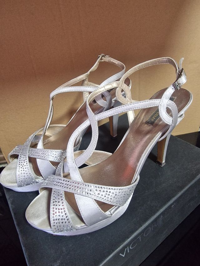 Zapatos Victoria Plataforma Talla 40