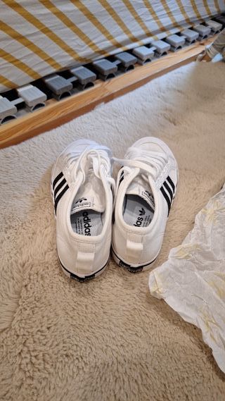 Zapatillas Adidas Niza - Blancas - 36.5