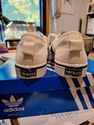 Zapatillas Adidas Niza - Blancas - 36.5