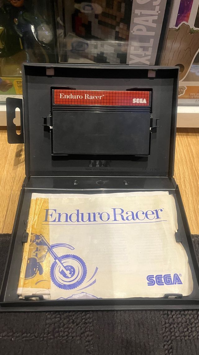 Enduro Racer - Sega Master System