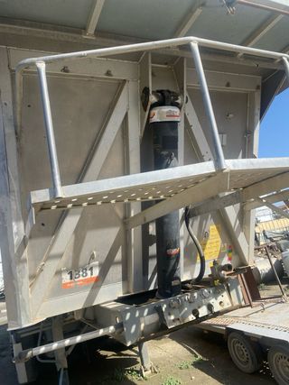 Basculante Aluminio Montenegro