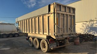 Basculante Aluminio Montenegro