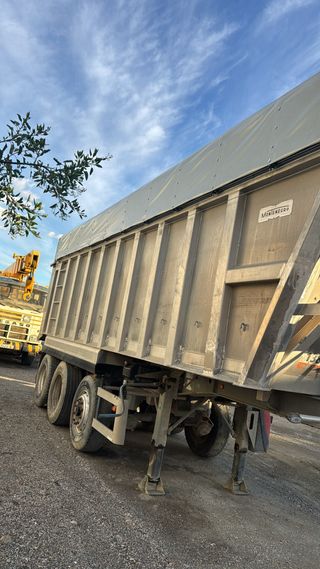 Basculante Aluminio Montenegro