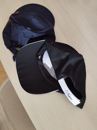 2 Berretti Bambino + sciarpa Diadora - Calcio