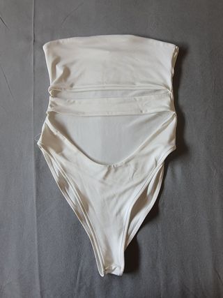 3 prendas: top y 2 bodies