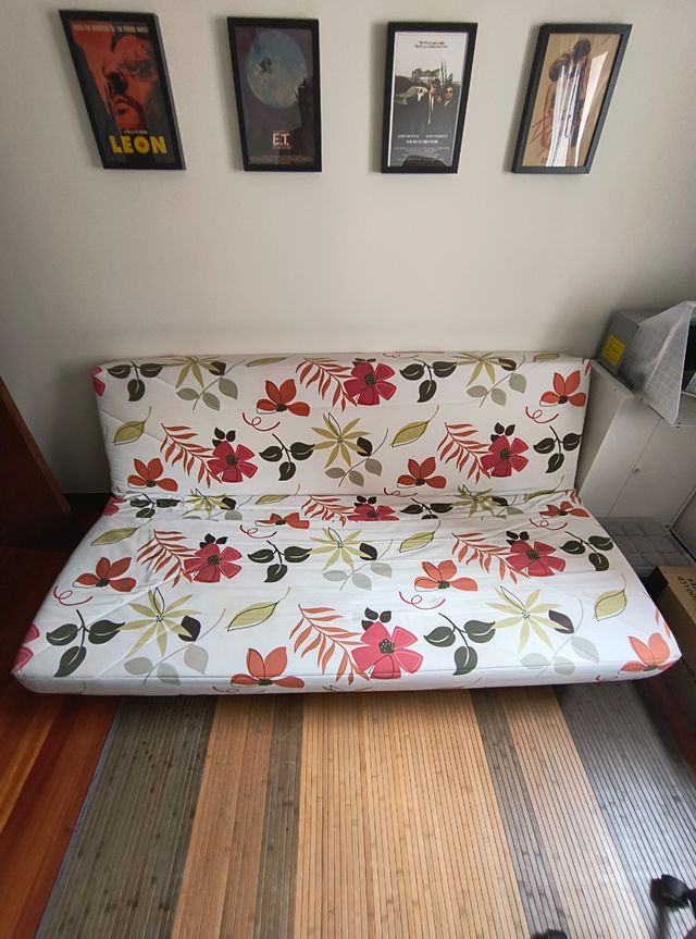 Sofá cama clic-clac floral