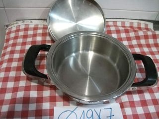 LEER TODO el anuncio, Vendo 2 Ollas marca AMC