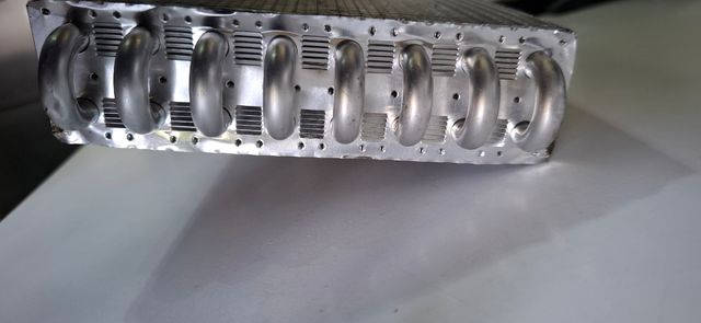 Radiador calefacción HELLA BLACK MAGIC