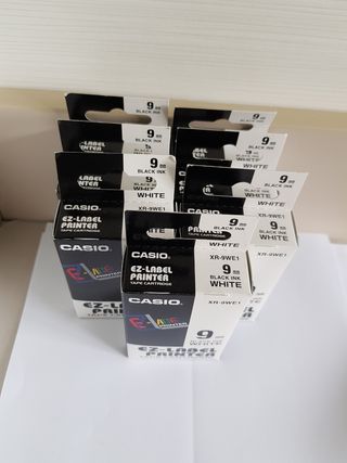 Cinta Casio XR-9WE1 EZ-LABEL 9mm