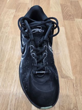 Nike LeBron XXI talla 41 o 7.