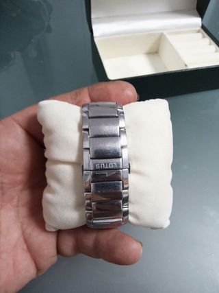 Reloj Lotus cuarzo hombre plata
