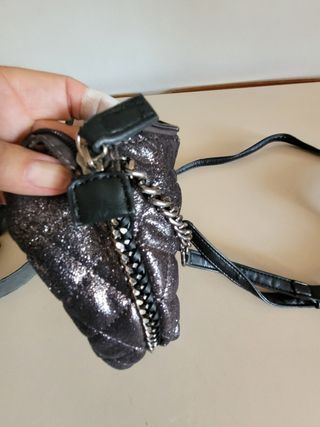 Mini borsa a tracolla grigio argento