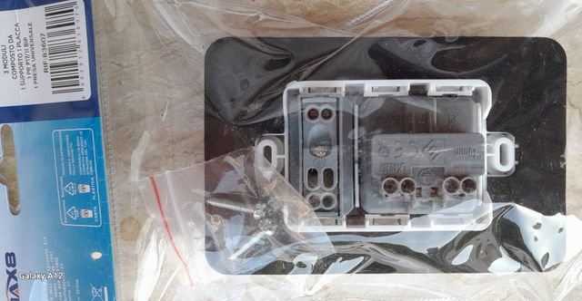 Scatola Stagna Esterna IP55 Con Sportello Completa