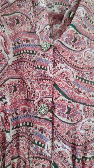 vestido estampado de Zara