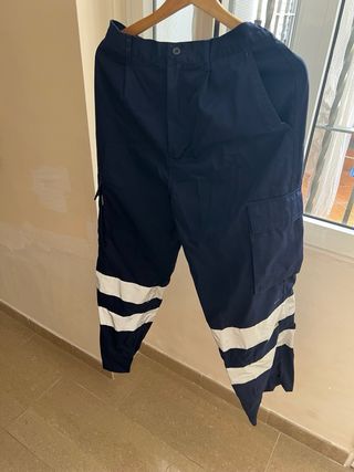 4 Pantalones trabajo reflectantes
talla 44 
