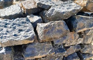 Piedras mármol negro 