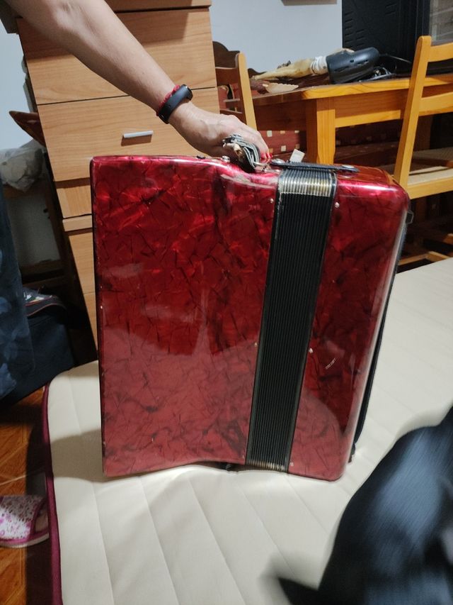 Acordeón Delicia Rojo