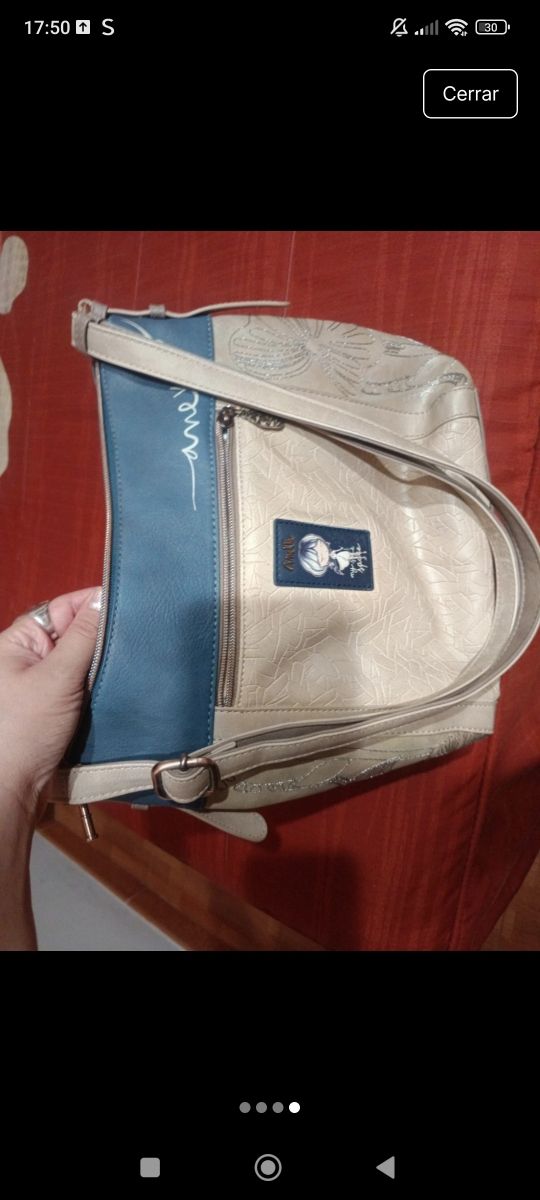 Bolso Anneke azul y beige colección 2026