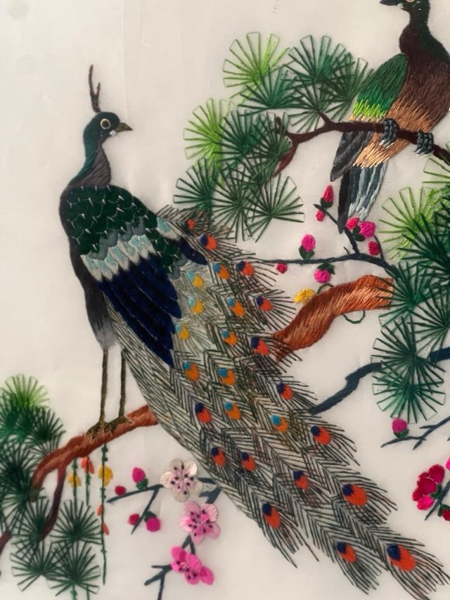 Obra de arte chinesa bordada em seda