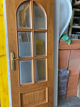 Puerta madera maciza arqueada