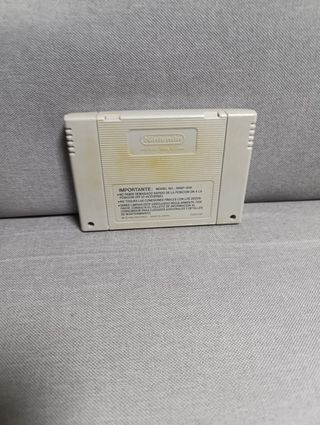 Battletoads SNES PAL sólo cartuchos.