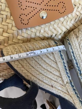 Cuñas negras Sfera c/lazo-talla 36