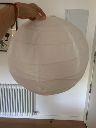 Lámpara Ikea globo papel blanco