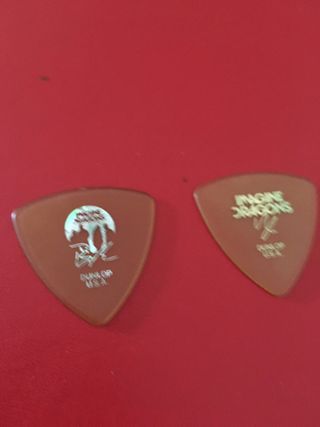 2 spine Imagine Dragons