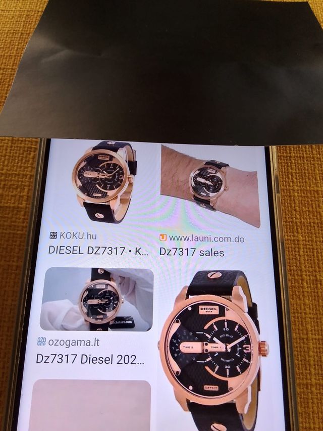 Reloj Diesel - correa negra, dorado