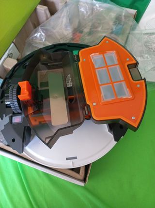 Aspiradora robot KYVOL E31 WiFi Barre y Friega. 