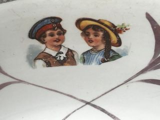 Plato con motivos de niñ@s  Sellado  en Oviedo