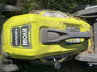 Cortacésped Ryobi eléctrico,