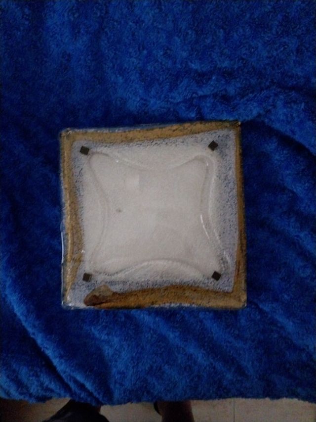 Plafón techo vintage blanco y dorado