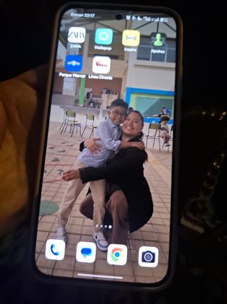 OPPOReno13 5G - Smartphone plateado