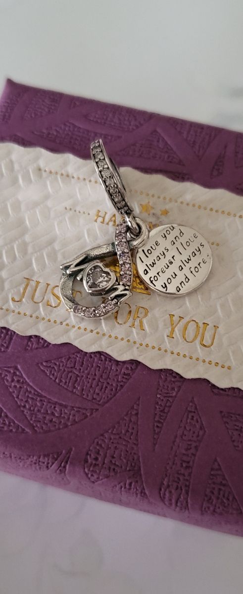 Charm plata corazón mamá