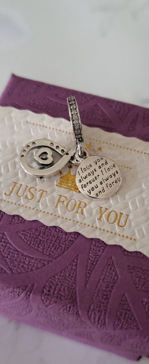 Charm plata corazón mamá