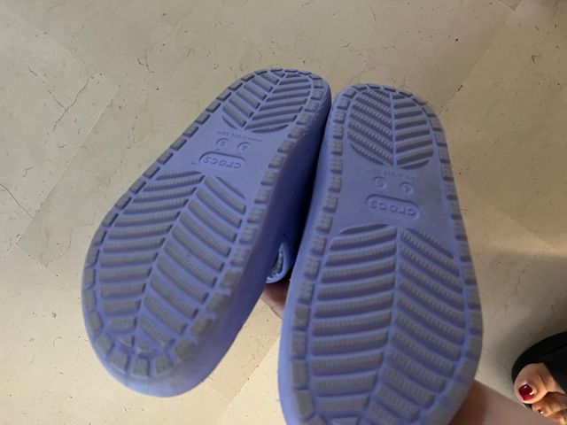 Ciabatte Crocs viola, taglia 9