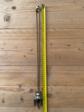 Collar Mango león dorado