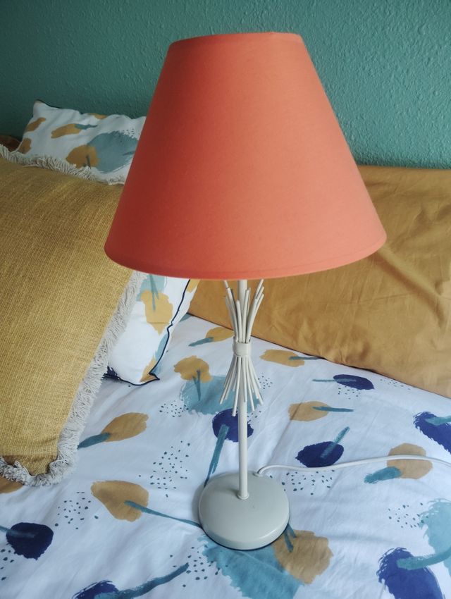 Lámpara mesa - beige y naranja