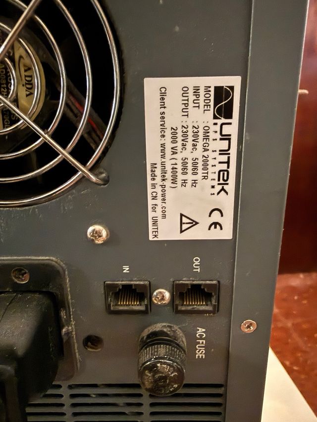 SAI UNITEK Omega 2000TR – 2000VA / 1400W